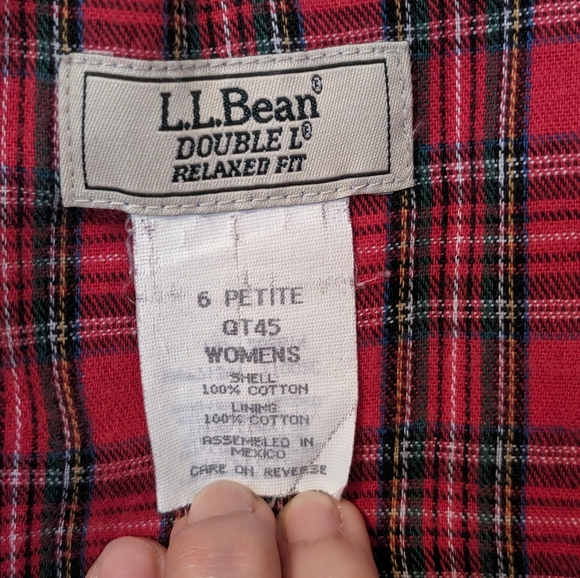 L.L.BEAN, DOUBLE l, RELAXED FIT, SIZE 6P, denim shell, cotton lined, high waist. - Picture 12 of 12
